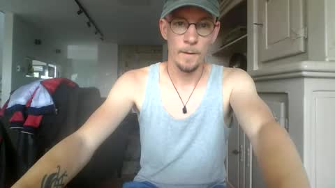 cum_swallow_bi online show from May 10, 2026, 9:58 am