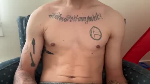 Snapshot of cum_with_me_96 chatting on October 26, 2025, 5:19 pm cum_with_me_96 online show from October 26, 2025, 5:19 pm