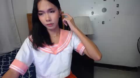 Elle online show from April 9, 2026, 2:44 pm