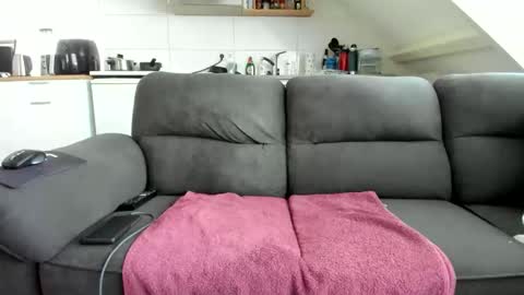 Snapshot of cumeatingboy88 chatting on September 14, 2025, 12:48 pm MaskedMasturbator online show from September 14, 2025, 12:48 pm