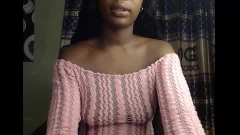 cumebony_petit online show from September 21, 2025, 9:27 pm