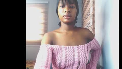 cumebony_petit online show from February 8, 2026, 7:12 am