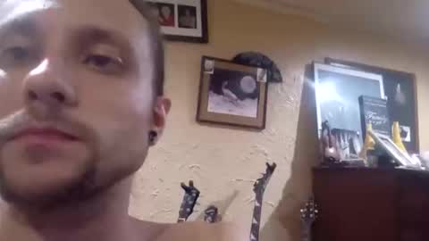 Snapshot of cumfetishswallower chatting on October 22, 2025, 10:15 am cumfetishswallower online show from October 22, 2025, 10:15 am