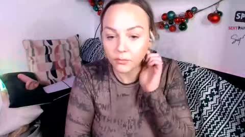 Snapshot of cumguzzlingskank chatting on November 22, 2025, 7:07 am cumguzzlingskank online show from November 22, 2025, 7:07 am