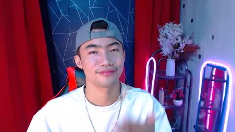 ask me online show from December 18, 2024, 6:35 pm