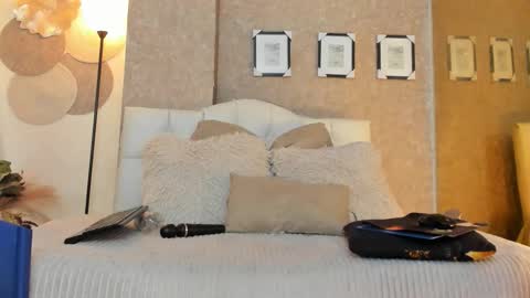 Cumming Loving online show from October 17, 2025, 11:51 pm