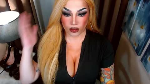 Cattaleya online show from October 6, 2025, 8:56 am