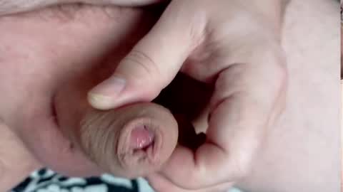 Snapshot of cumoncamgb chatting on January 9, 2026, 7:37 pm CumOnCamGB online show from January 9, 2026, 7:37 pm