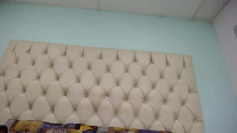 Cumontitsxxx online show from April 13, 2026, 12:32 pm