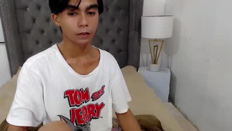 Xyrien online show from October 20, 2025, 9:26 pm