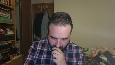 curiosillo1983 online show from November 12, 2025, 3:34 pm