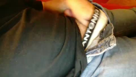 Snapshot of curiosthings chatting on February 16, 2025, 7:05 pm curiosthings online show from February 16, 2025, 7:05 pm