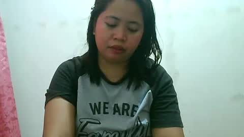 Snapshot of curious_girl247 chatting on January 8, 2025, 1:00 am curious_girl247 online show from January 8, 2025, 1:00 am