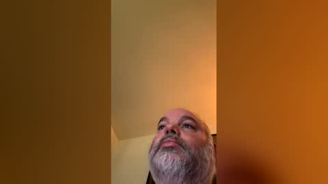 CuriousBate1 online show from June 6, 2026, 12:27 am