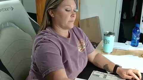 curious couple online show from January 27, 2025, 3:39 pm