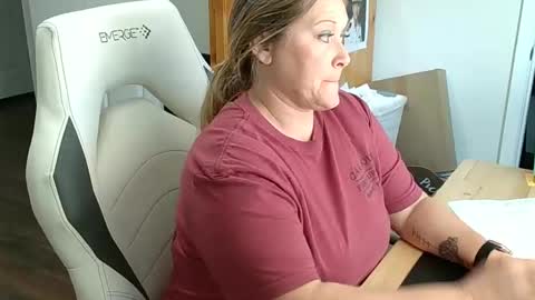 curious couple online show from February 4, 2025, 4:29 pm