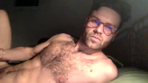 Snapshot of curiousnesssssss chatting on March 2, 2026, 9:54 pm curiousnesssssss online show from March 2, 2026, 9:54 pm