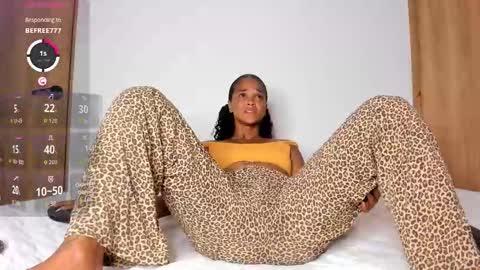 Curly  -  OF- CURLY SWEETT online show from September 12, 2025, 11:59 pm