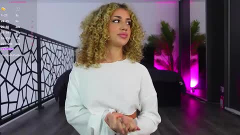 Snapshot of curlyanto chatting on March 2, 2026, 9:16 am Antonia online show from March 2, 2026, 9:16 am