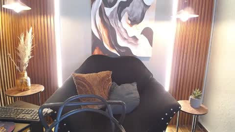 DANI online show from April 7, 2026, 2:06 pm