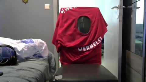 curlyfurly online show from October 19, 2025, 8:04 am