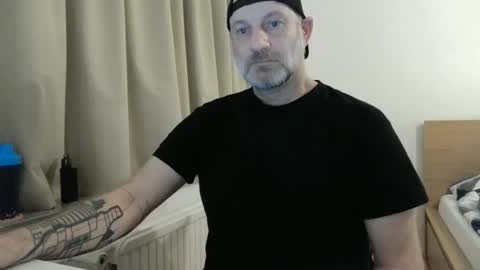 Curman85 online show from January 13, 2025, 11:49 pm