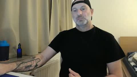 Curman85 online show from October 27, 2025, 10:58 pm