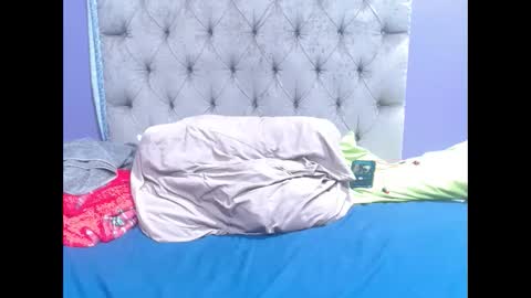 curveychubbyzoe online show from December 14, 2025, 2:39 am