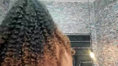 Snapshot of curvy_alyanna chatting on September 30, 2025, 12:10 pm Alyanna online show from September 30, 2025, 12:10 pm