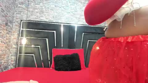 Snapshot of curvy_alyanna chatting on October 31, 2025, 12:06 pm Alyanna online show from October 31, 2025, 12:06 pm