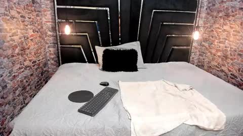 Snapshot of curvy_alyanna chatting on November 2, 2025, 12:18 pm Alyanna online show from November 2, 2025, 12:18 pm