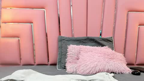 Snapshot of curvy_alyanna chatting on January 11, 2026, 11:48 am Alyanna online show from January 11, 2026, 11:48 am