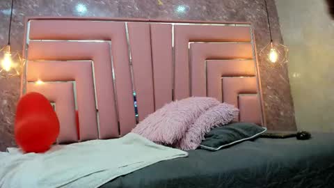 Snapshot of curvy_alyanna chatting on February 15, 2026, 11:41 am Alyanna online show from February 15, 2026, 11:41 am