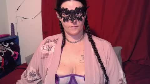 Celine Fawe online show from May 28, 2026, 11:02 pm