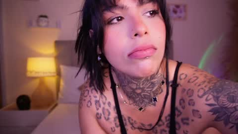 Samantha online show from February 5, 2025, 3:52 pm