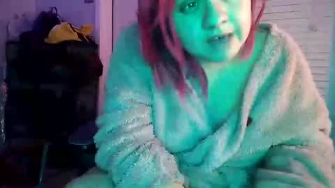 Lucifina ganja kittens online show from December 7, 2024, 6:54 am