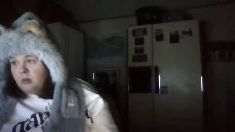 dahlia -kim online show from December 15, 2024, 3:02 am