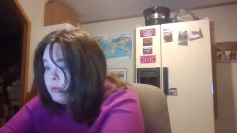 dahlia -kim online show from January 1, 2025, 8:24 am