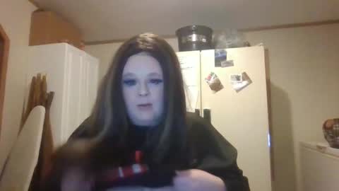 dahlia -kim online show from November 8, 2025, 2:23 am