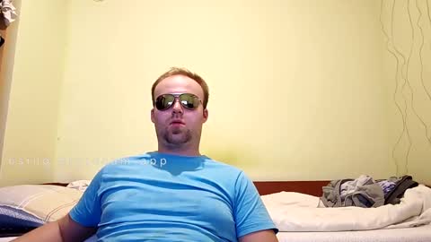 Snapshot of cute69696969 chatting on February 8, 2025, 9:15 pm cute69696969 online show from February 8, 2025, 9:15 pm