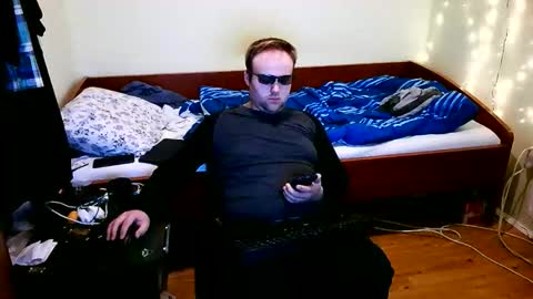 Snapshot of cute69696969 chatting on February 16, 2026, 1:24 am cute69696969 online show from February 16, 2026, 1:24 am