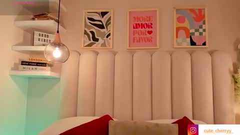 Amber  online show from October 8, 2025, 8:28 pm