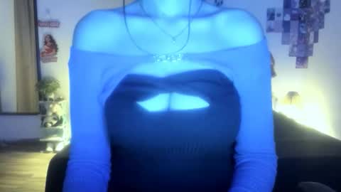 Alisha online show from May 18, 2026, 5:41 pm