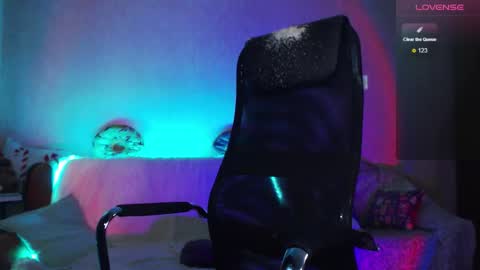 Betty online show from October 6, 2025, 12:13 pm