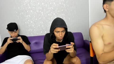 ARTURO-18  MATIAS-18  NIKOLAY-19  HADES-18  GABO-19 online show from January 17, 2025, 1:56 pm