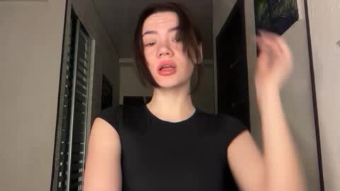 cute_bubbles online show from January 14, 2026, 2:39 am