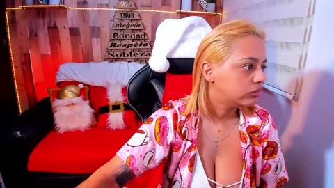    Independent Model online show from December 9, 2024, 12:45 am