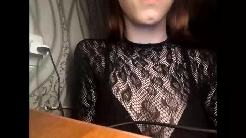 cute_foxis online show from May 7, 2026, 10:26 pm