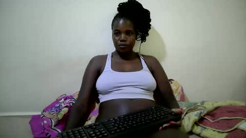 Snapshot of cute_heaven chatting on October 3, 2025, 11:02 pm cute_heaven online show from October 3, 2025, 11:02 pm
