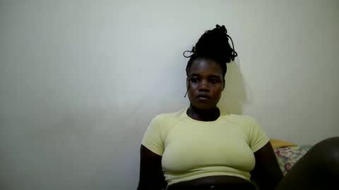 Snapshot of cute_heaven chatting on October 7, 2025, 7:44 pm cute_heaven online show from October 7, 2025, 7:44 pm